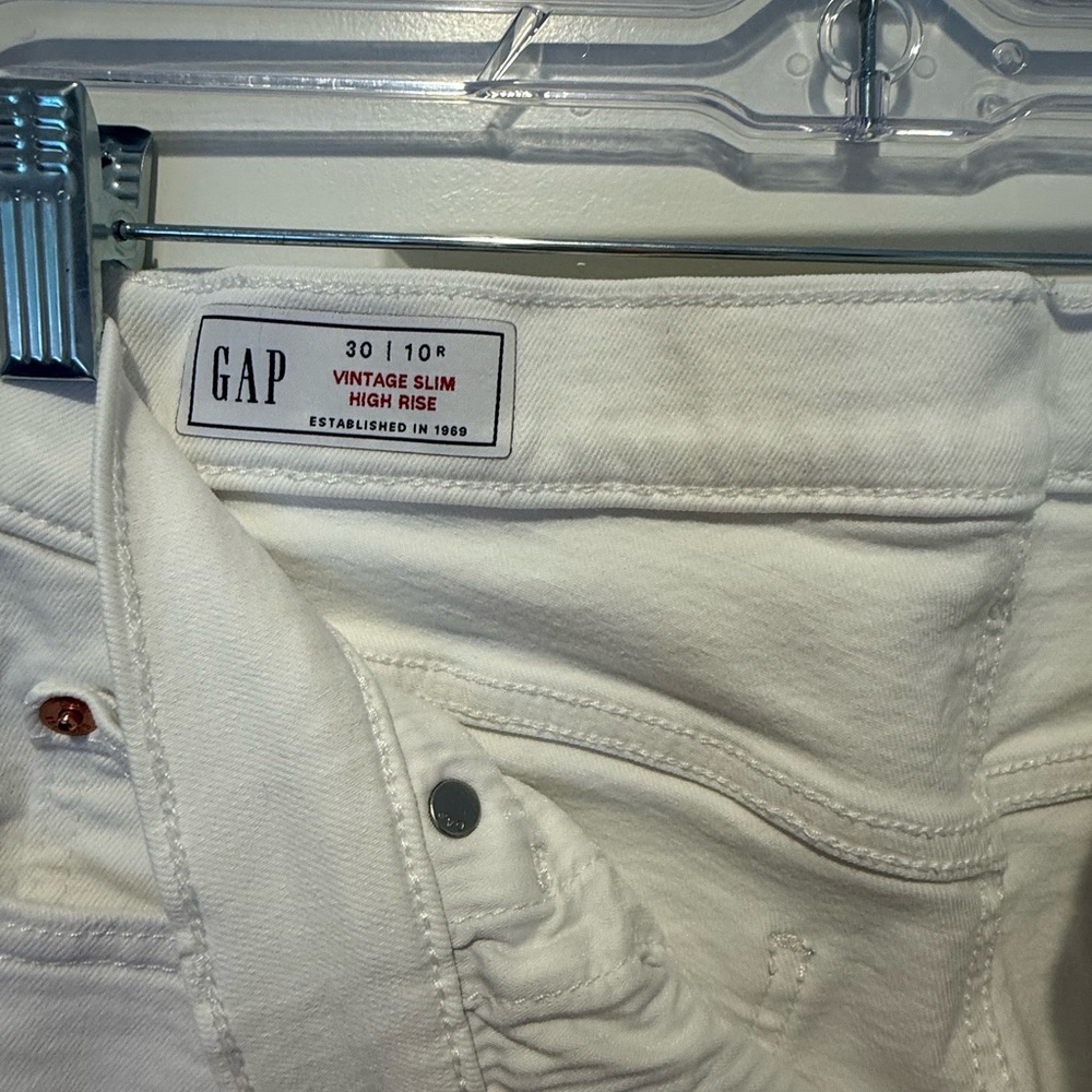 GAP Vintage Slim High Rise Cream Jeans